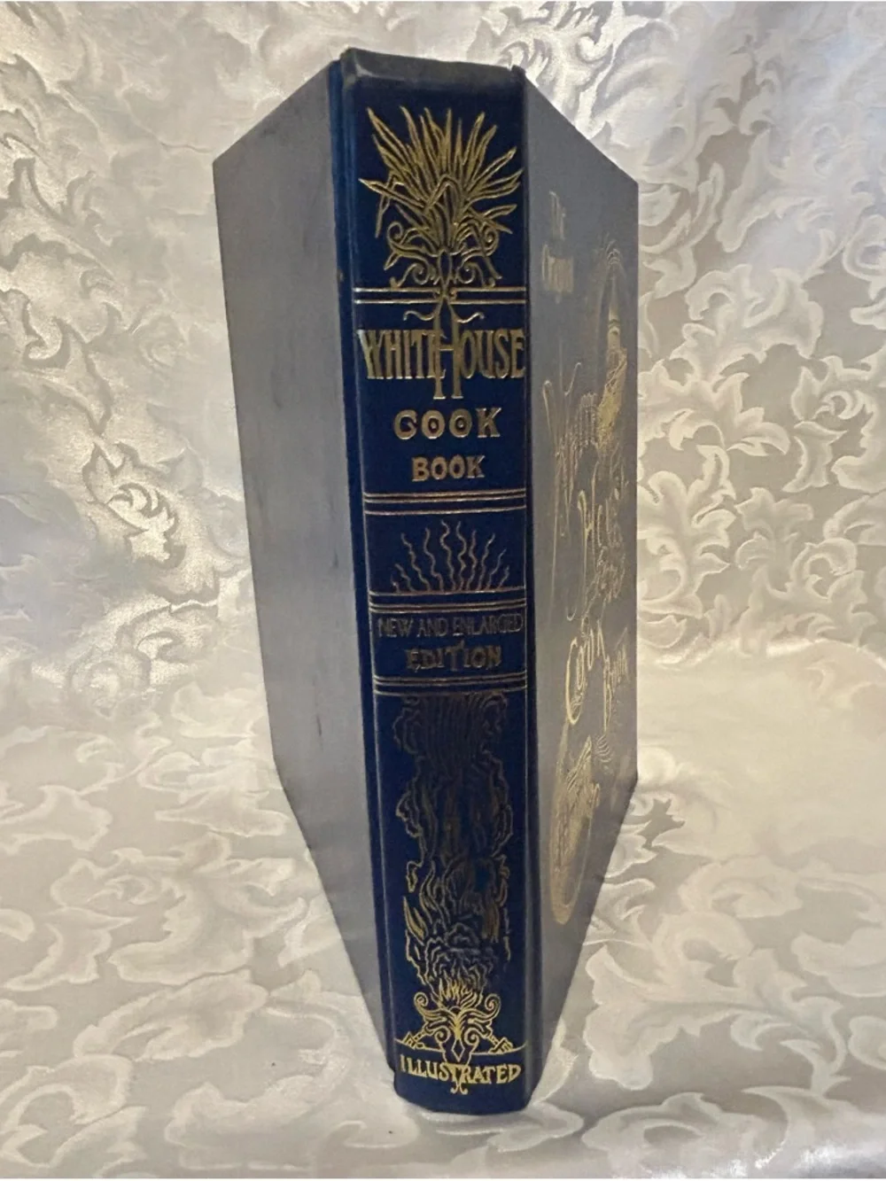 Vintage 1999 The Original White House Cook Book, Copyright 1887